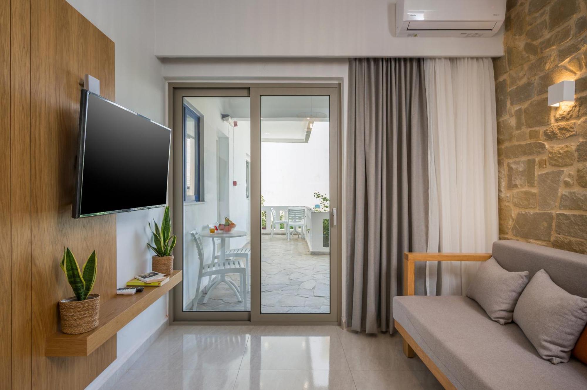 Esplanade Apartments Калатас Экстерьер фото