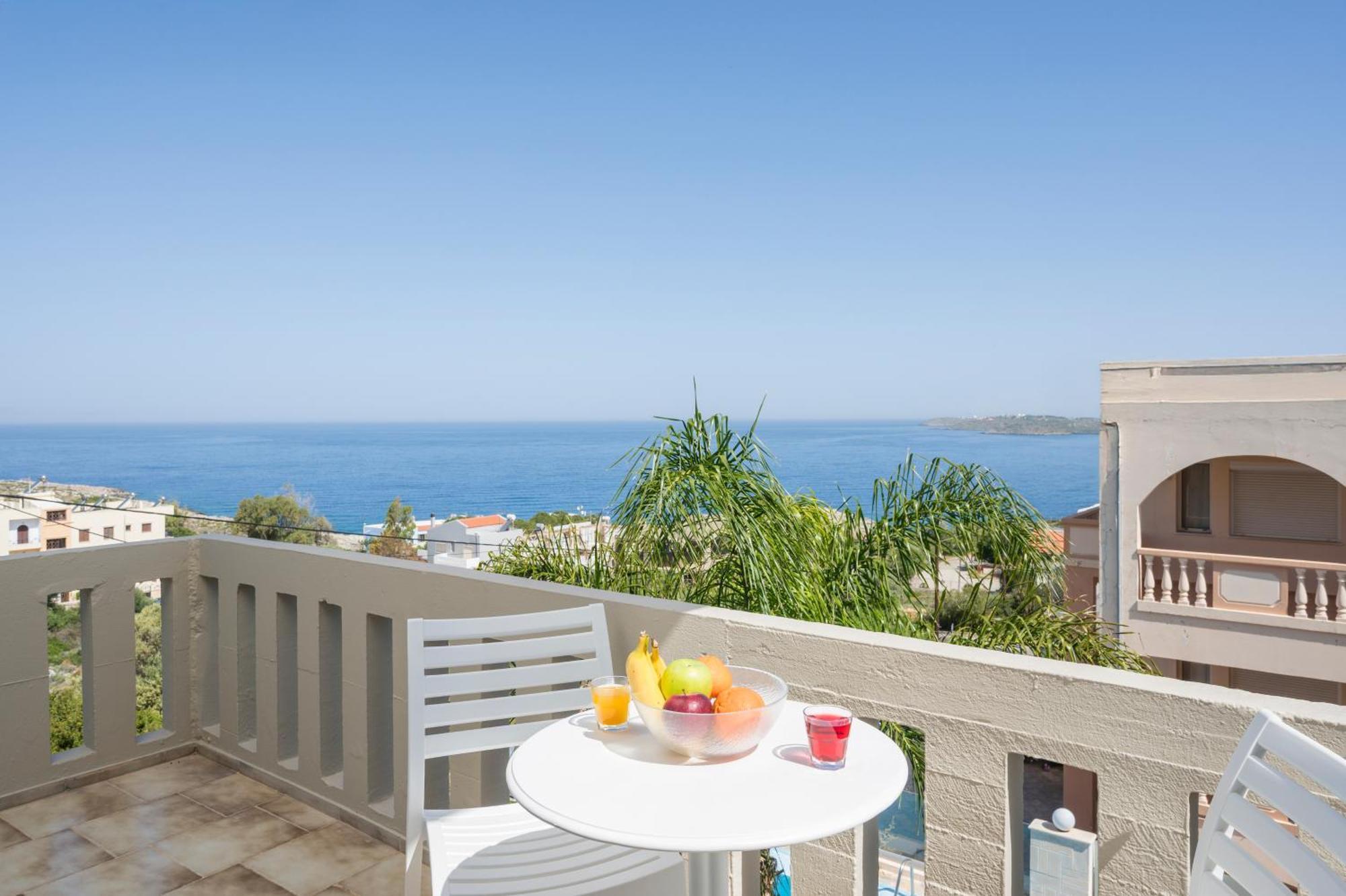 Esplanade Apartments Калатас Экстерьер фото