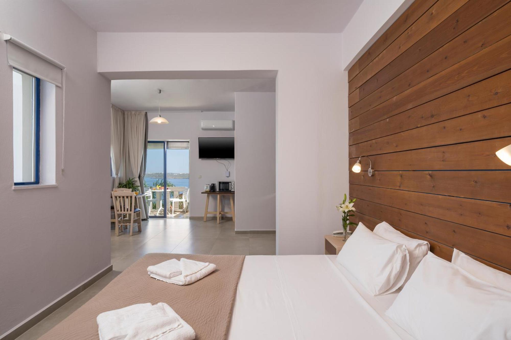 Esplanade Apartments Калатас Экстерьер фото